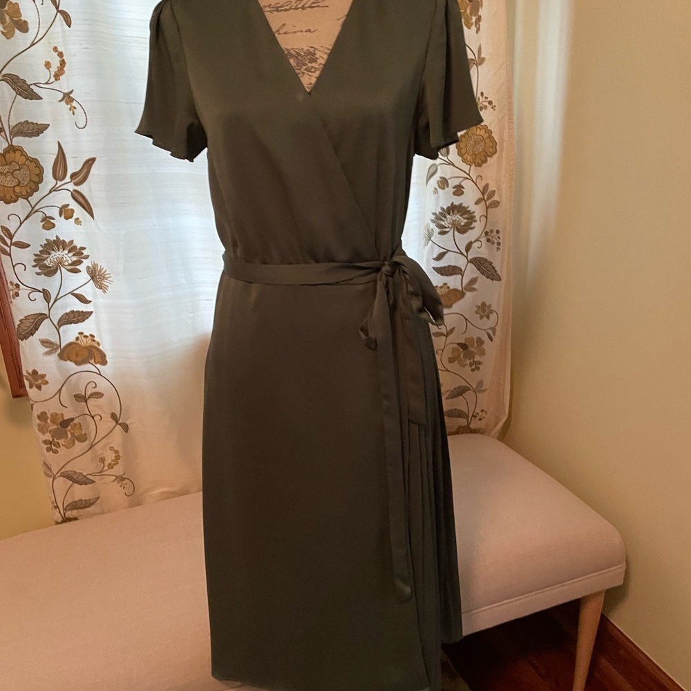 Banana Republic Green Wrap Dress with Flutter Sleeves